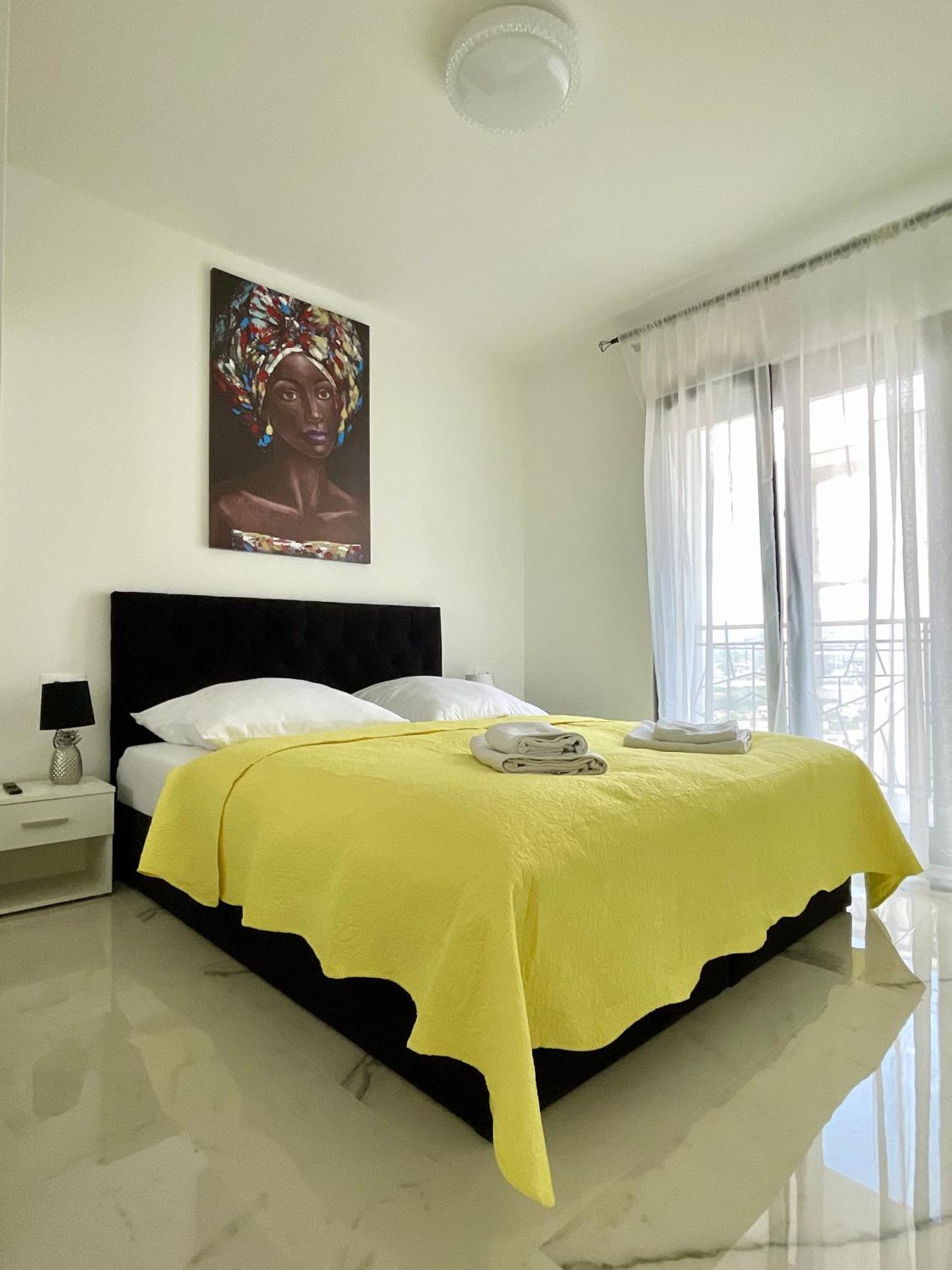 Emanuel Apartamento Podstrana